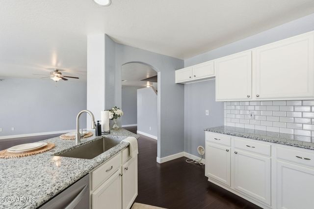 1707 W HARDING Avenue, Coolidge, AZ 85128