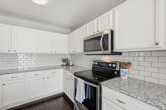 1707 W HARDING Avenue, Coolidge, AZ 85128