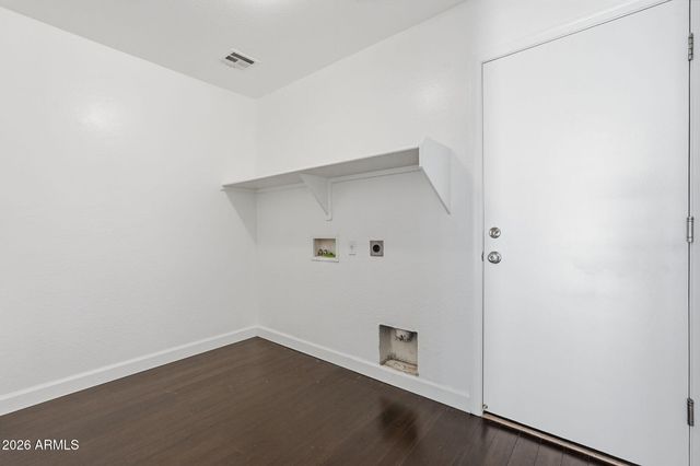 1707 W HARDING Avenue, Coolidge, AZ 85128