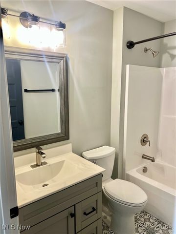 4204 Bailey Avenue, Cleveland, OH 44113