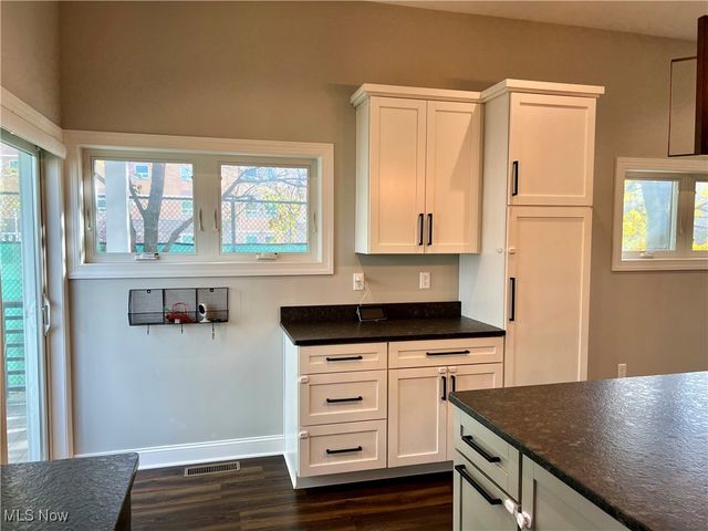 4204 Bailey Avenue, Cleveland, OH 44113