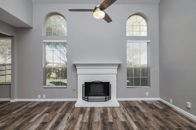 309 Pinnacle Drive, Cedar Hill, TX 75104