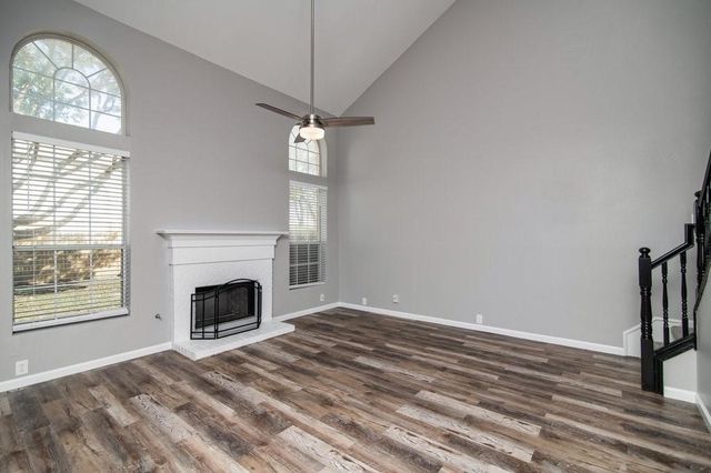 309 Pinnacle Drive, Cedar Hill, TX 75104