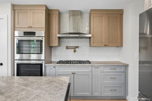 16120 W 69th Place, Arvada, CO 80007
