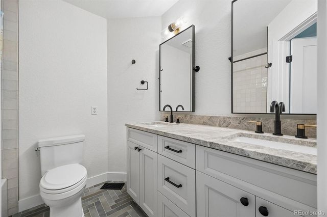16120 W 69th Place, Arvada, CO 80007