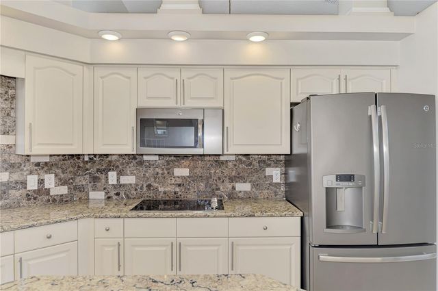 202 ROTONDA BOULEVARD N, Rotonda West, FL 33947