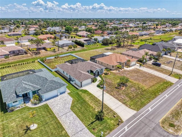 202 ROTONDA BOULEVARD N, Rotonda West, FL 33947