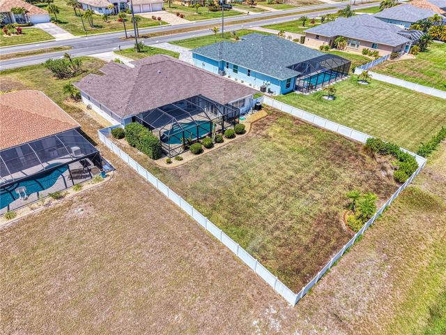 202 ROTONDA BOULEVARD N, Rotonda West, FL 33947