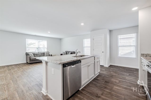 478 Coconut Drive, Savannah, GA 31302