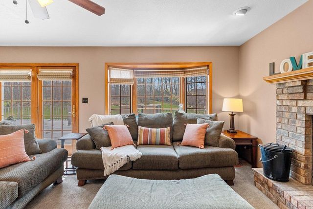 4406 Hunters Glen DRIVE, Sheboygan, WI 53083
