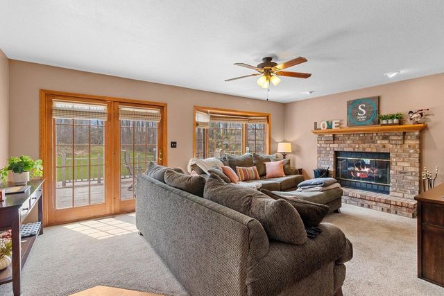4406 Hunters Glen DRIVE, Sheboygan, WI 53083