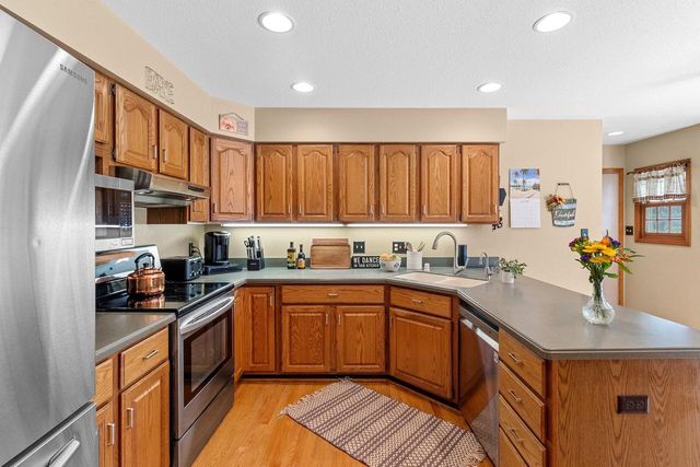 4406 Hunters Glen DRIVE, Sheboygan, WI 53083