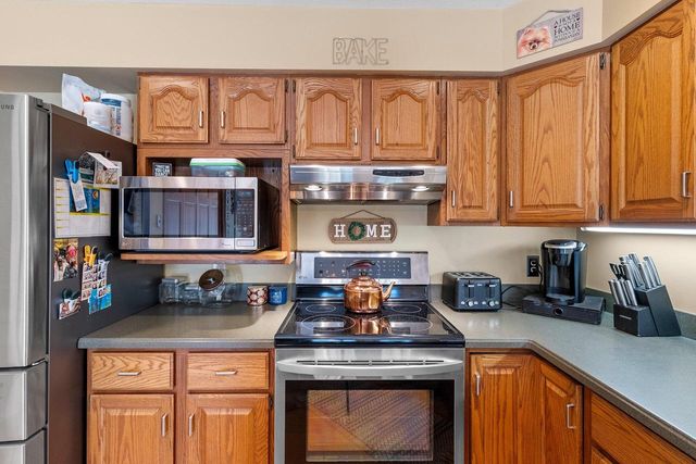4406 Hunters Glen DRIVE, Sheboygan, WI 53083