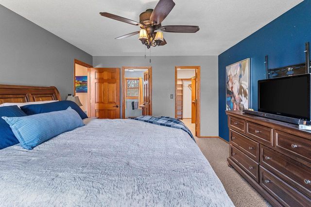 4406 Hunters Glen DRIVE, Sheboygan, WI 53083