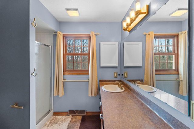 4406 Hunters Glen DRIVE, Sheboygan, WI 53083