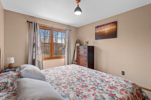 4406 Hunters Glen DRIVE, Sheboygan, WI 53083