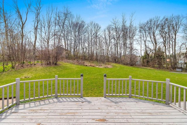 4406 Hunters Glen DRIVE, Sheboygan, WI 53083