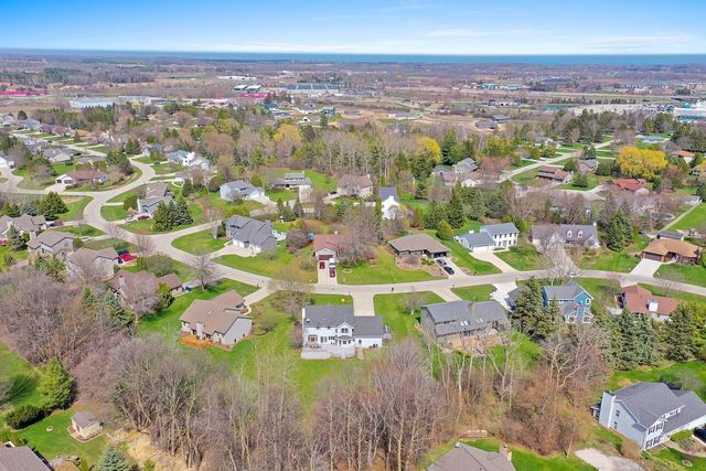 4406 Hunters Glen DRIVE, Sheboygan, WI 53083