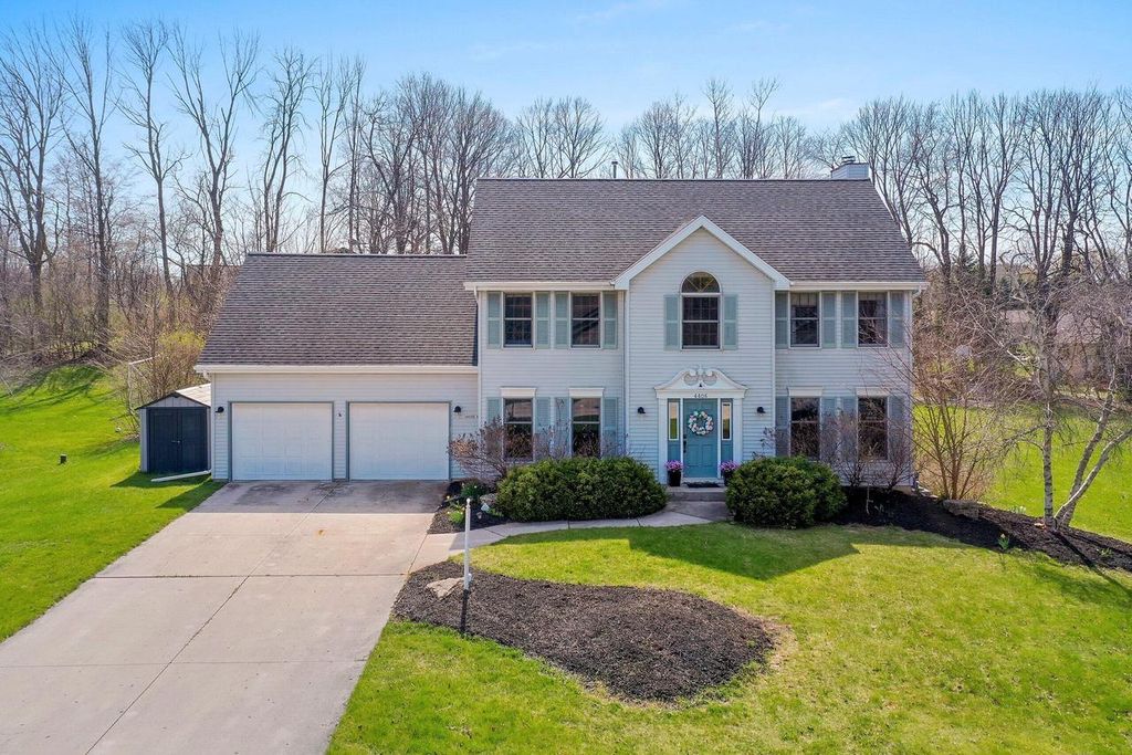 4406 Hunters Glen DRIVE, Sheboygan, WI 53083