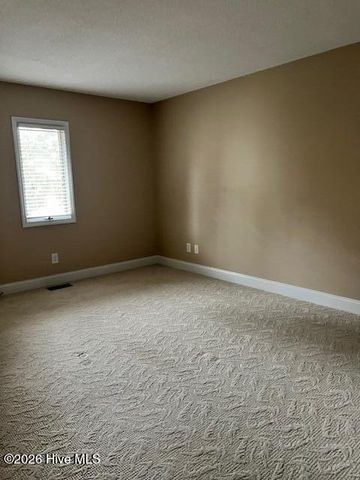 103 Pinnacle Court, West End, NC 27376