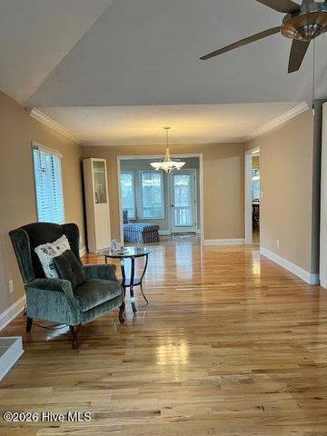 103 Pinnacle Court, West End, NC 27376