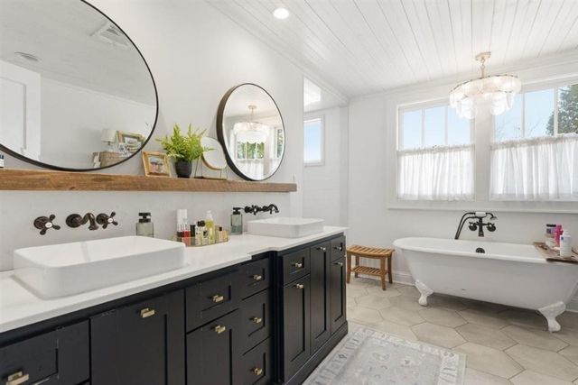 1305 Kirkman Street, Lake Charles, LA 70601