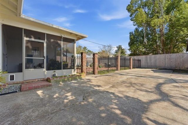 1305 Kirkman Street, Lake Charles, LA 70601