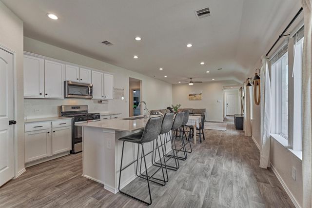 20010 Sienna Green Drive, Hockley, TX 77447