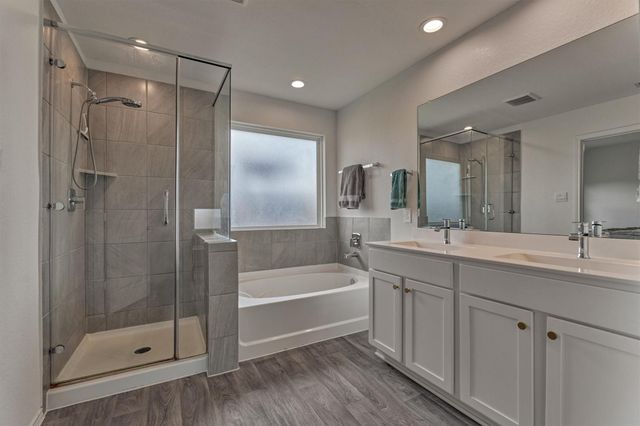 20010 Sienna Green Drive, Hockley, TX 77447