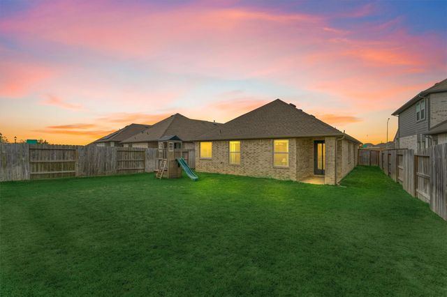 20010 Sienna Green Drive, Hockley, TX 77447