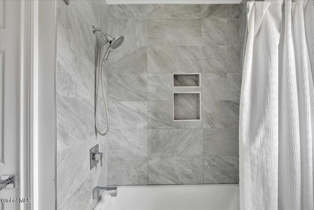 128 Horizon Boulevard, Rotterdam, NY 12306