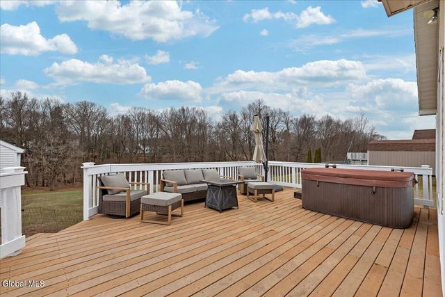 128 Horizon Boulevard, Rotterdam, NY 12306