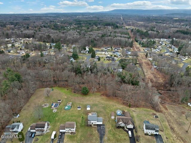 128 Horizon Boulevard, Rotterdam, NY 12306