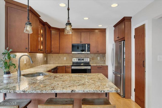 128 Horizon Boulevard, Rotterdam, NY 12306