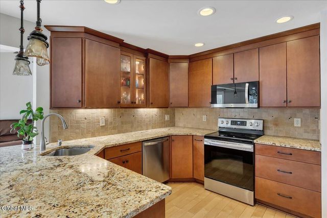 128 Horizon Boulevard, Rotterdam, NY 12306