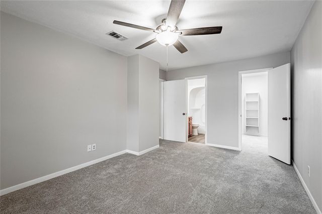 116 Pine Hollow Lane, Huntsville, TX 77320