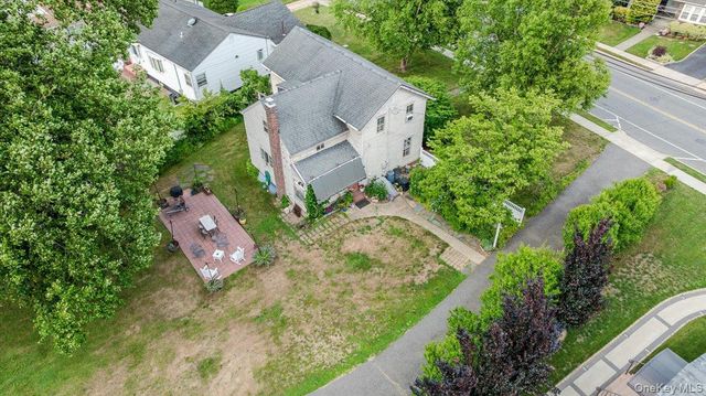 49 Hempstead Avenue, Malverne, NY 11565