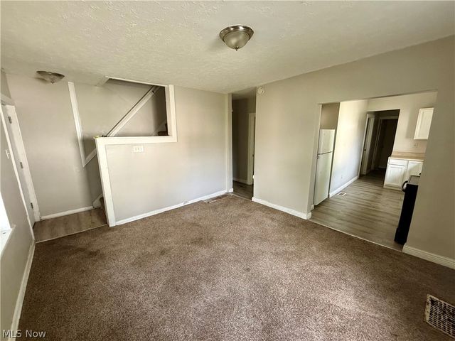 289 Sumner Court, Akron, OH 44311