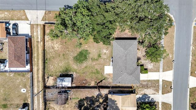201 E PINE STREET, Davenport, FL 33837
