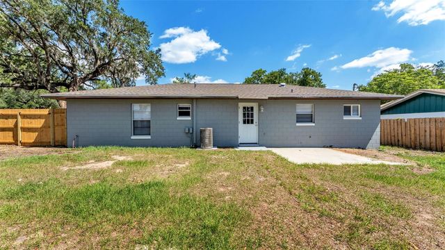 201 E PINE STREET, Davenport, FL 33837