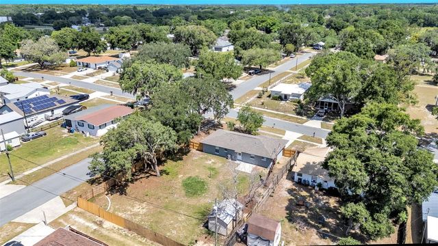201 E PINE STREET, Davenport, FL 33837