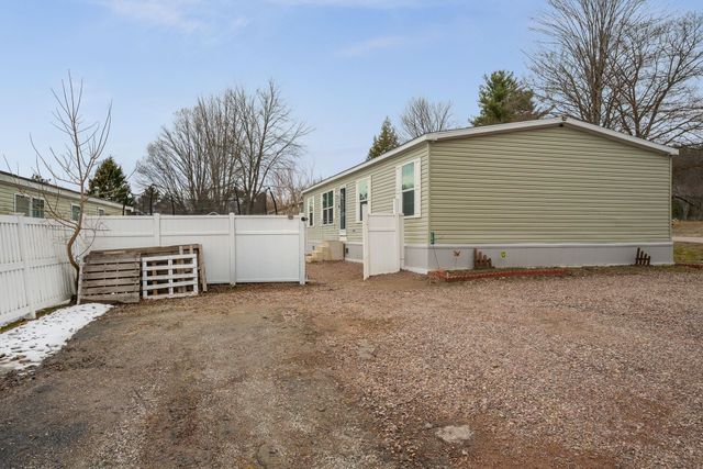 134 Hill Top Circle, Richmond, VT 05477