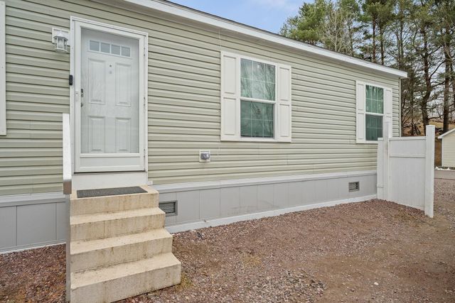 134 Hill Top Circle, Richmond, VT 05477