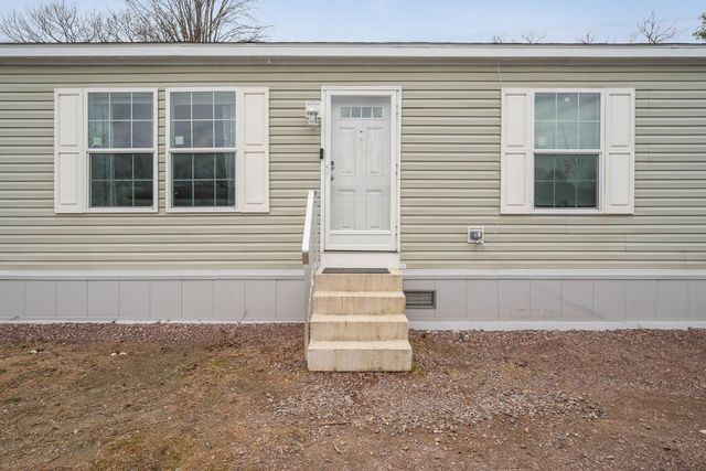 134 Hill Top Circle, Richmond, VT 05477