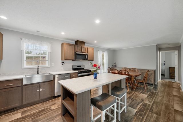 134 Hill Top Circle, Richmond, VT 05477