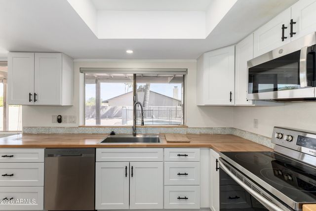 14053 N HAMPSTEAD Drive, Fountain Hills, AZ 85268