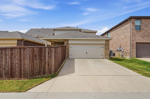 1408 Ross Avenue, Celina, TX 75009