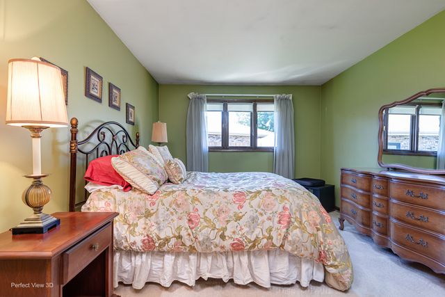 15110 HOLLYHOCK Court, Orland Park, IL 60462