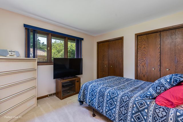 15110 HOLLYHOCK Court, Orland Park, IL 60462