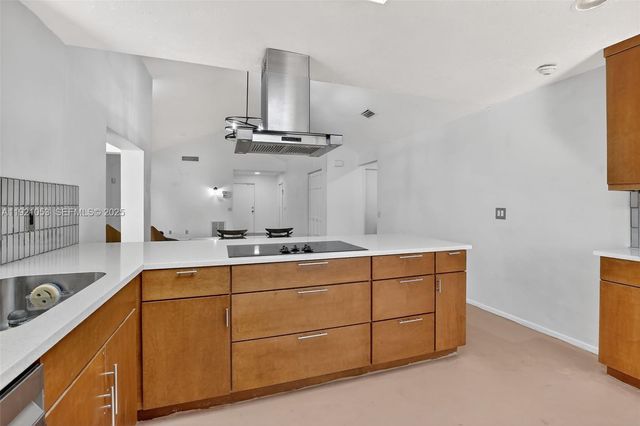 2360 Dover, Weston, FL 33326